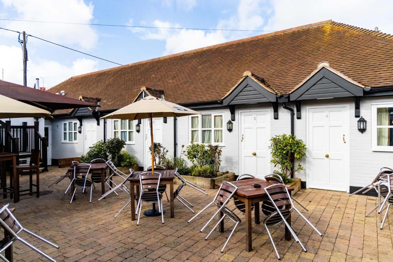 Hotel The Cherry Tree 4*